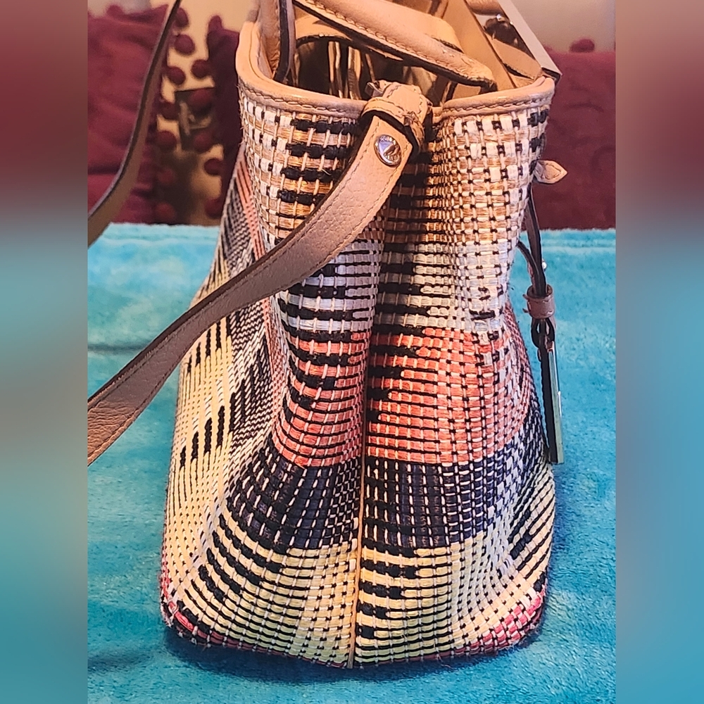 Fendi Handbag Woven Raffia Petite Includes Dustbag - Picture 16 of 17